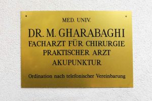 Ordinations Schild Dr. Masom Gharabaghi